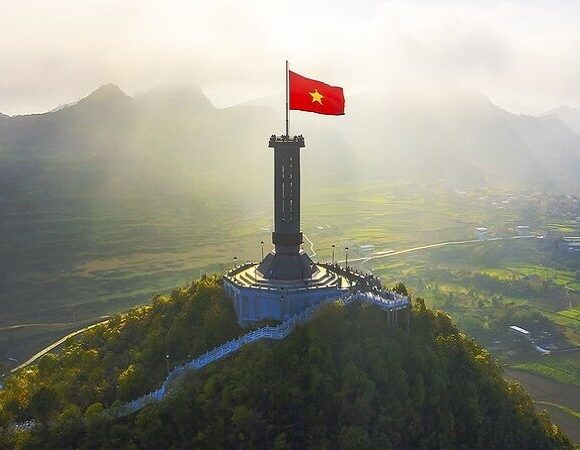 Lung Cu Flag Tower
